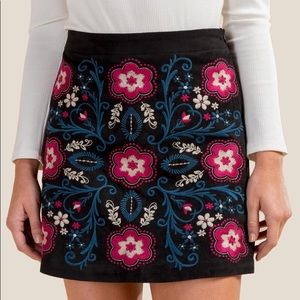 ✨🌸 NWT Francesca’s Floral Skirt 🌸✨
